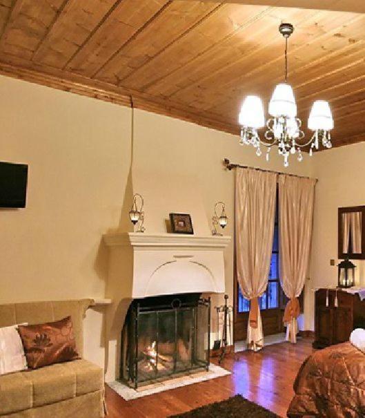 Archontiko Tis Zois Hotell Stemnítsa Rom bilde